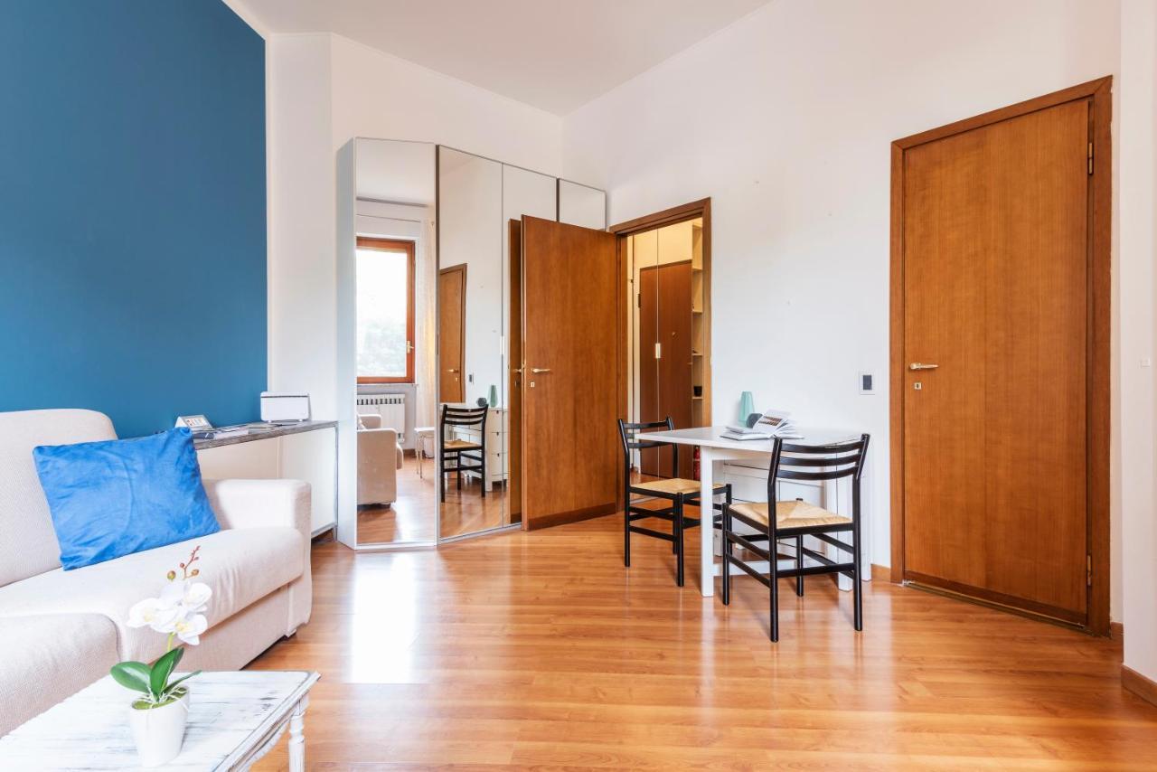Casa Blu Flexyrent Apartment Wifi - No Ac Милан Экстерьер фото
